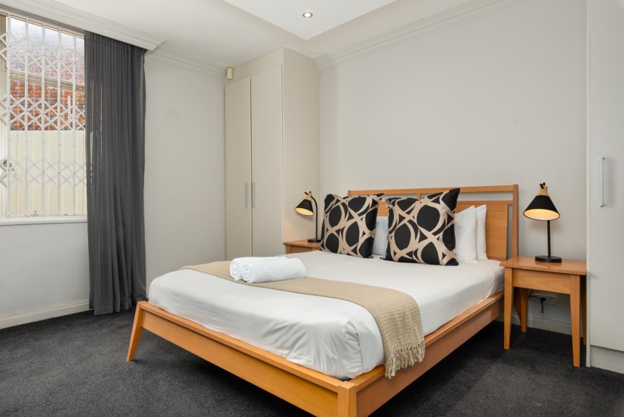 To Let 2 Bedroom Property for Rent in Camps Bay Western Cape